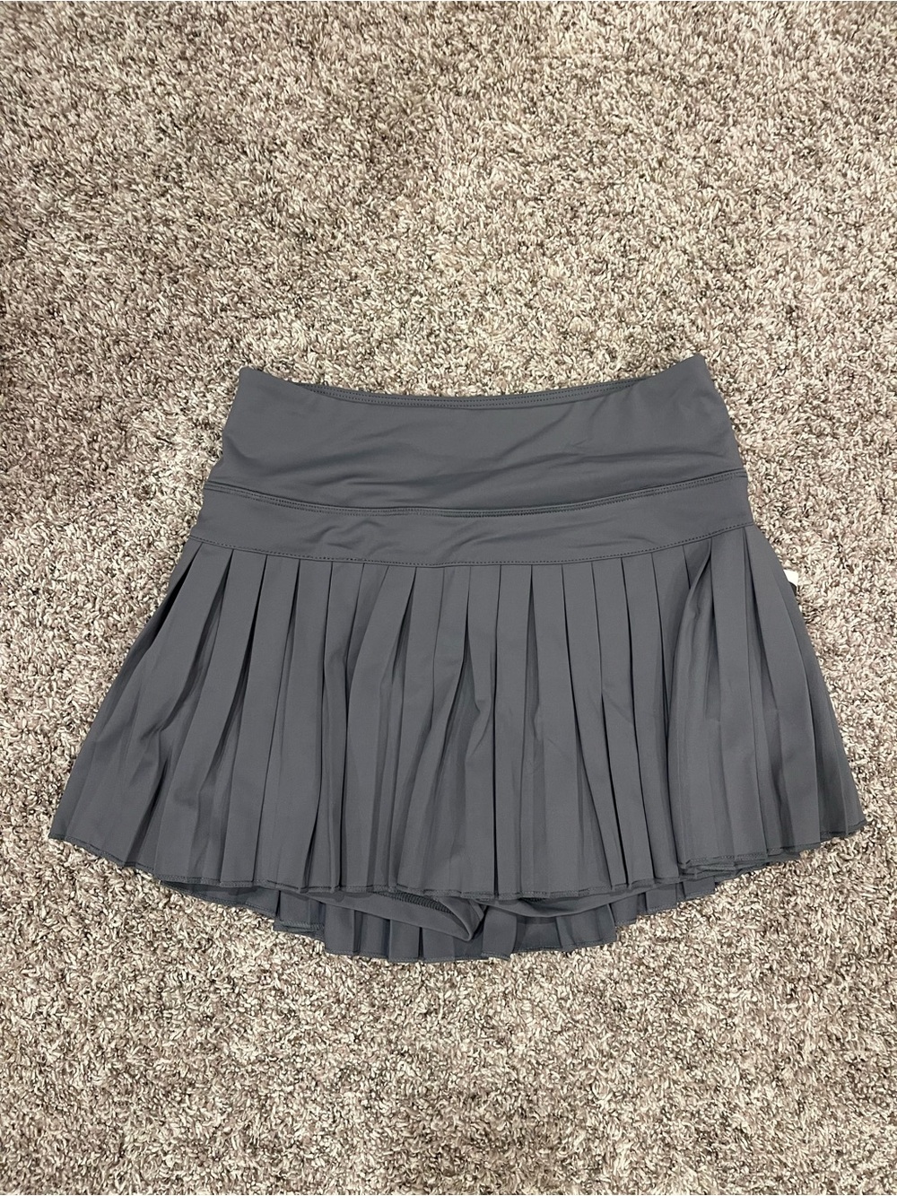 Goldhinge Grey Skort Size Small